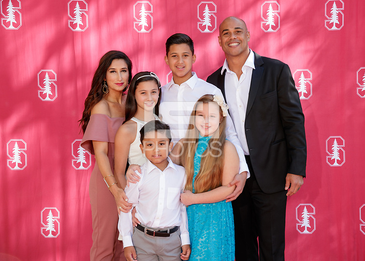 Kailee Wong and Family International Sports Images