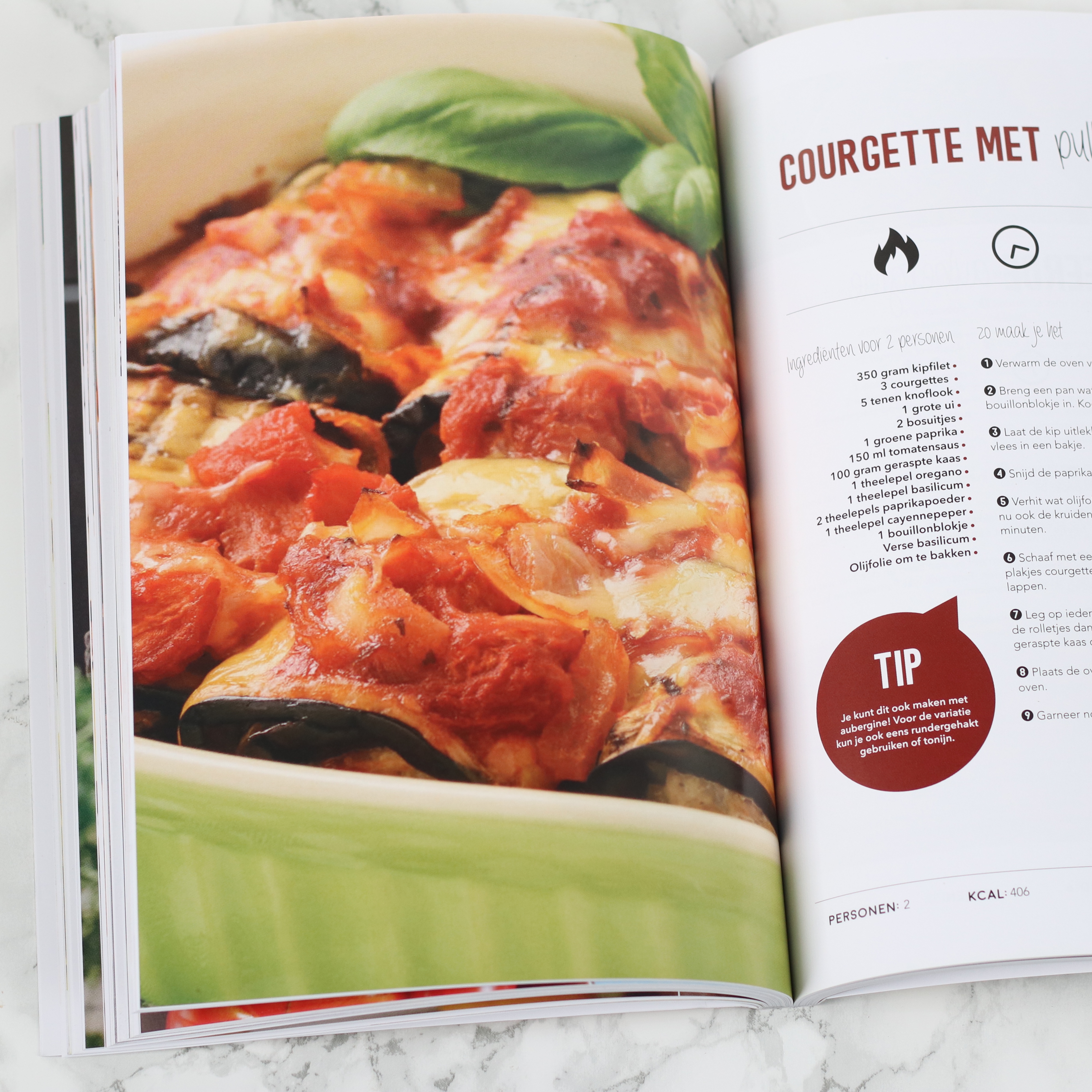 Boekentip Lisa Kookt Koolhydraatarm Recept Voor Courgette Met Pulled Chicken Winactie Marielle In De Keuken