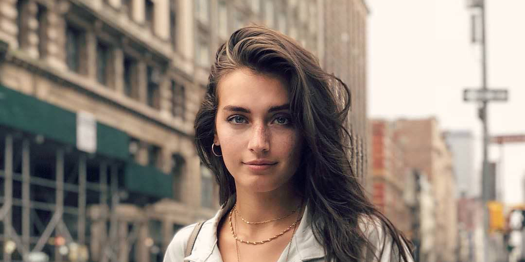Naked Truth Of Jessica Clements Age, Boyfriend, Net Worth