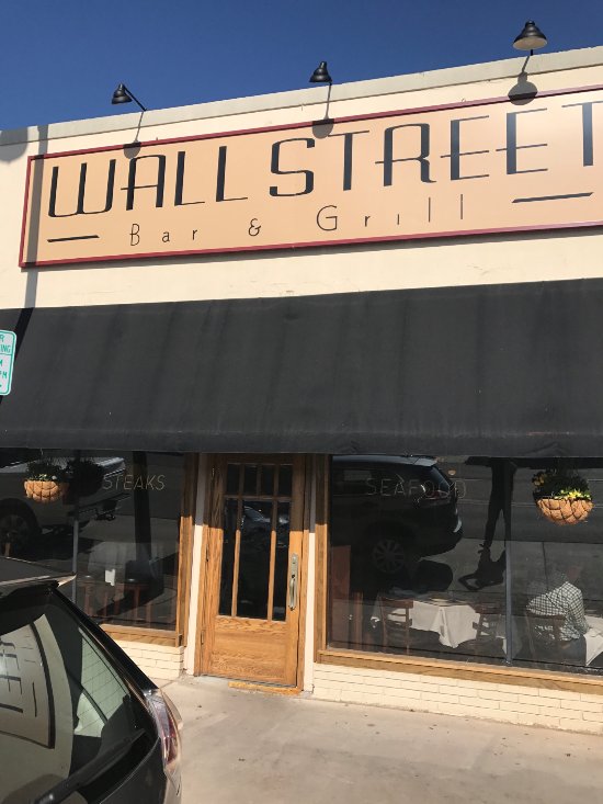 Wall Street Bar & Grill, Midland Restaurant Reviews, Phone Number