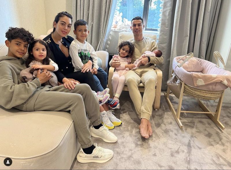 Cristiano Ronaldo returns home with his newborn daughter after the