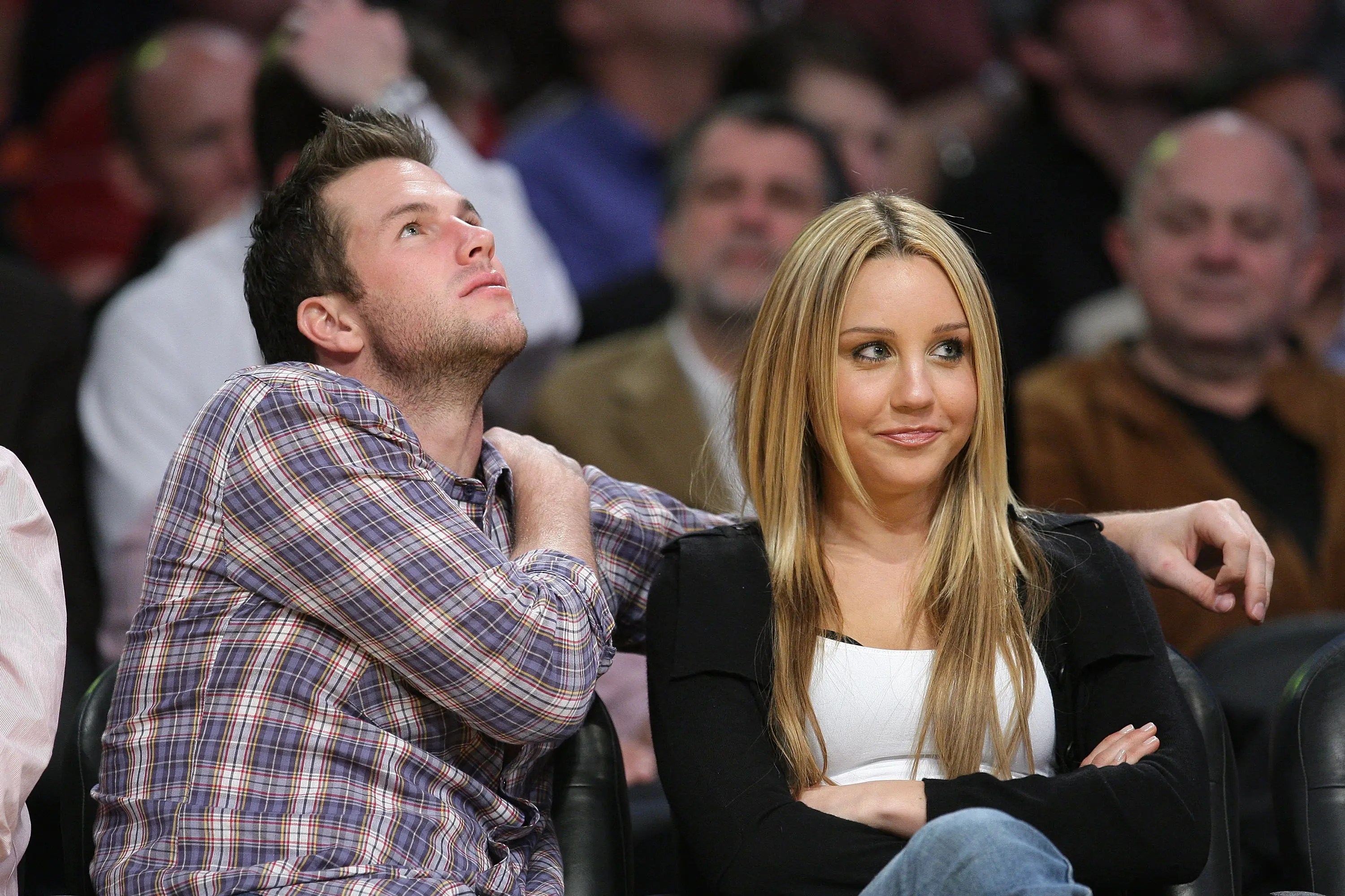 Who All Has Amanda Bynes Dated? Dating History, Exes, Boyfriend List