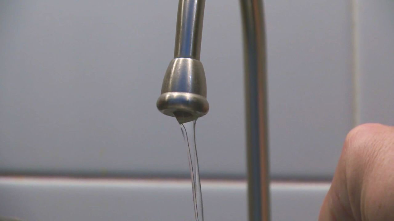 Click to play video 'Calgarians can ease back into normal indoor water useage'