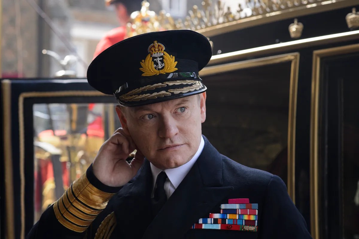 Jared Harris in 'The Crown' Is the MustSee Performance of the Season GQ