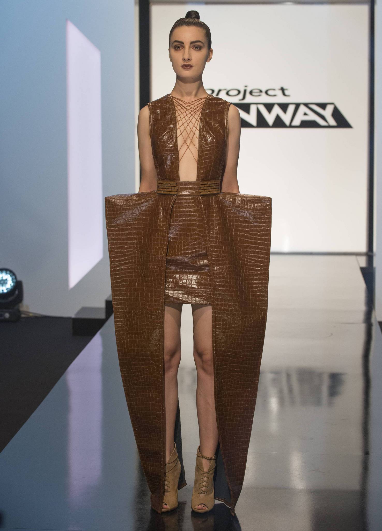 Massachusetts' Kelly Dempsey wins 2nd straight 'Project Runway' Season