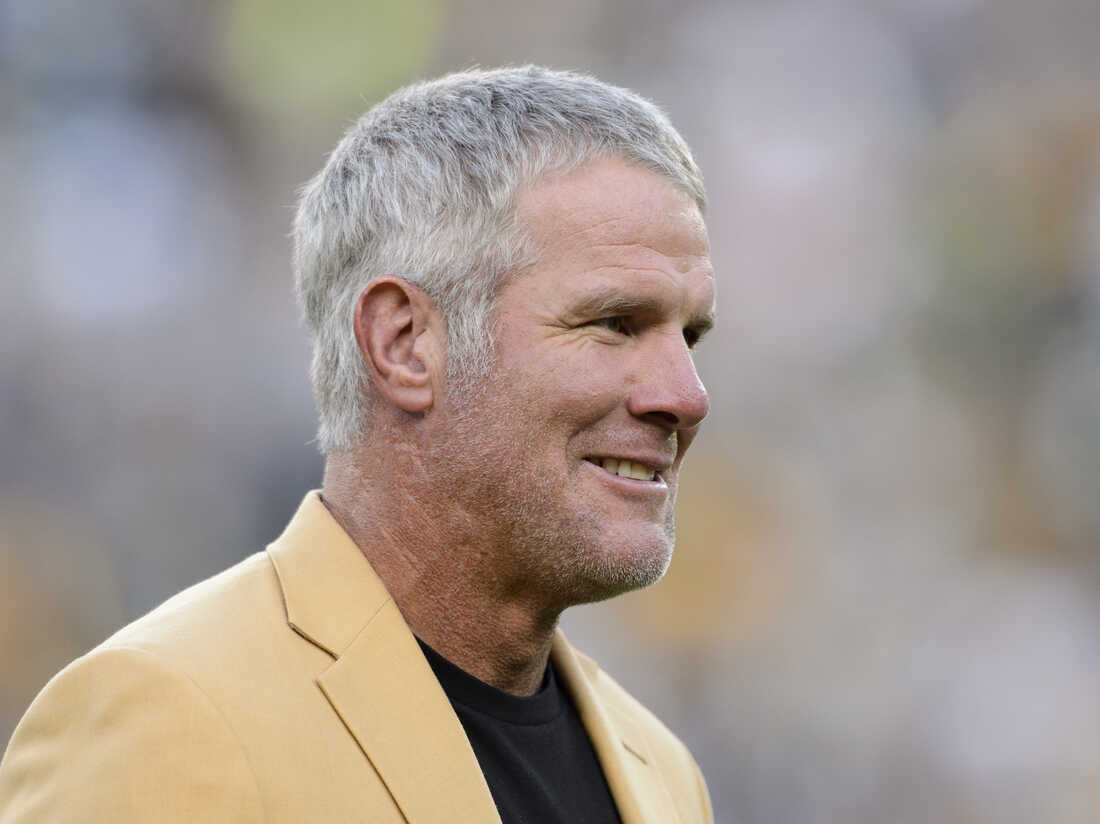 Brett Favre, Citing CTE, Says Kids Shouldn't Play Tackle Football Until