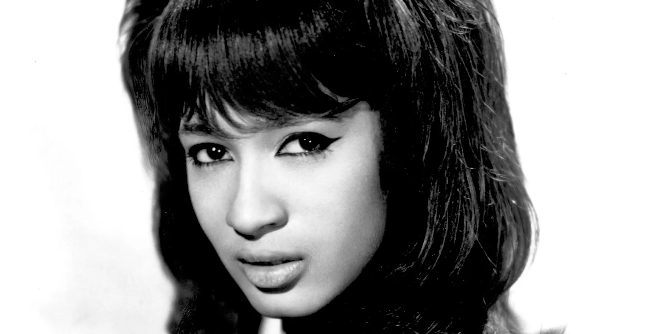 Ronnie Spector, 1960s Icon and Leader, Dies at 78 Patabook