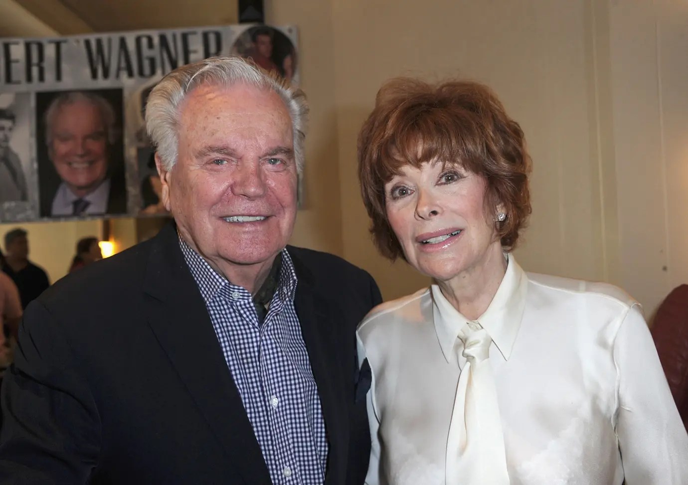 Robert Wagner Wife Jill St. John In Wheelchair & Daughter Courtney