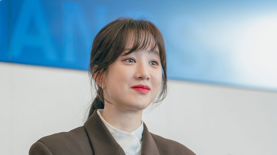 Jadi Seorang Pengacara, Intip 9 Pesona Jung Ryeo Won di Drama May It Please The Court Malay