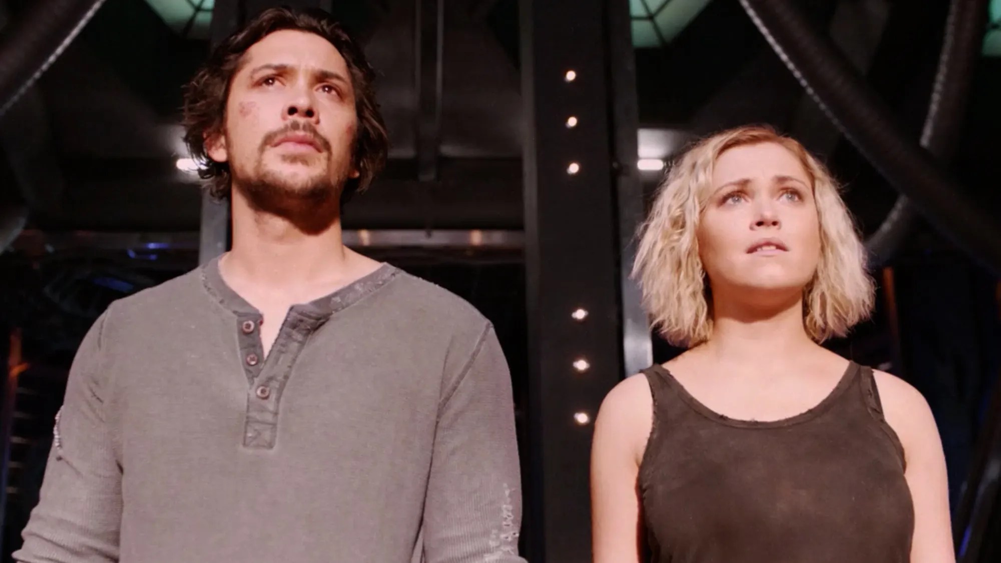 The 100 Stars Eliza Taylor and Bob Morley Shock Fans with Surprise