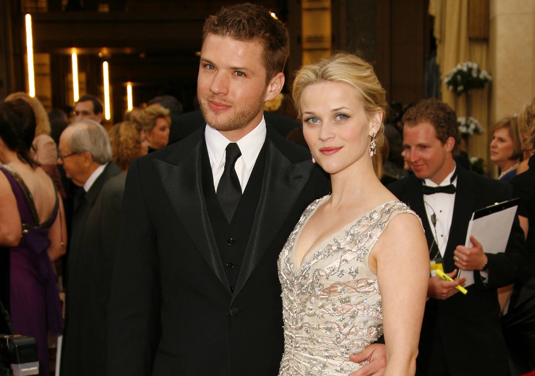 Reese Witherspoon and Ryan Phillippe Wedding Details POPSUGAR Celebrity
