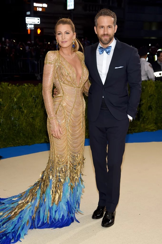 She's found her perfect height match in Ryan Reynolds. How Tall Is