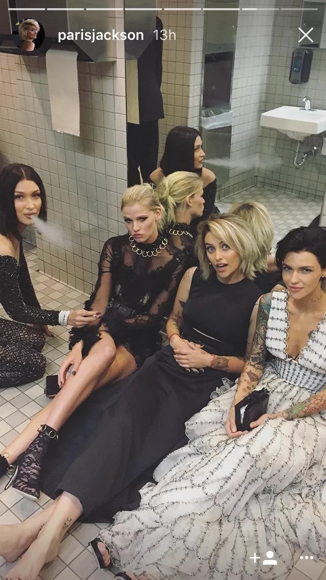 Met Gala Bathroom Pictures 2017 POPSUGAR Celebrity Photo 13