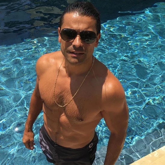 Jason Momoa Shirtless in Hawaii Pictures June 2018 POPSUGAR Celebrity