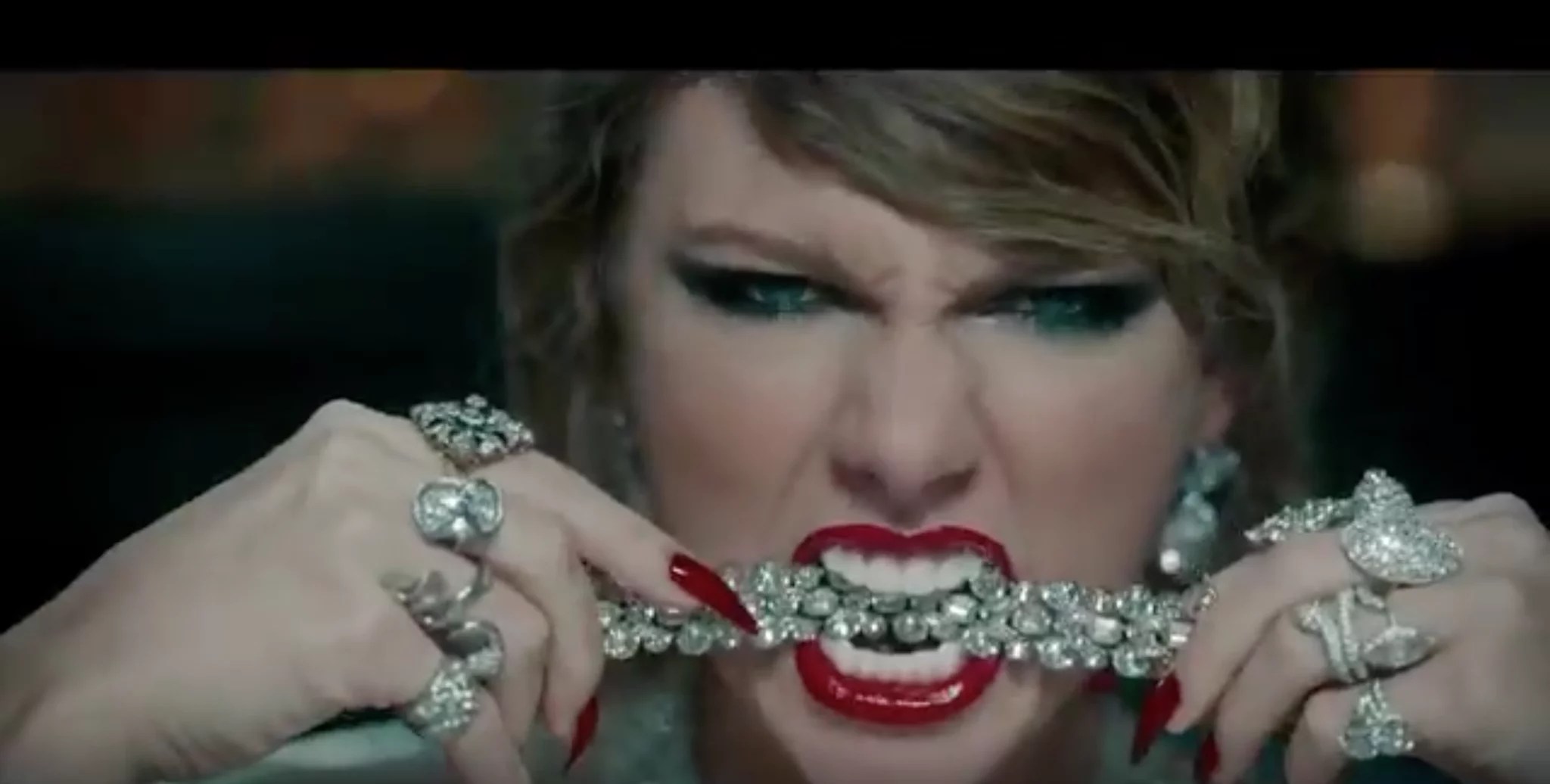 Taylor Swift's "Look What You Made Me Do" Nails and Makeup POPSUGAR