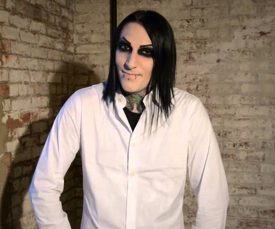 Chris Motionless Bio, Early Life, Career, Net Worth and Salary
