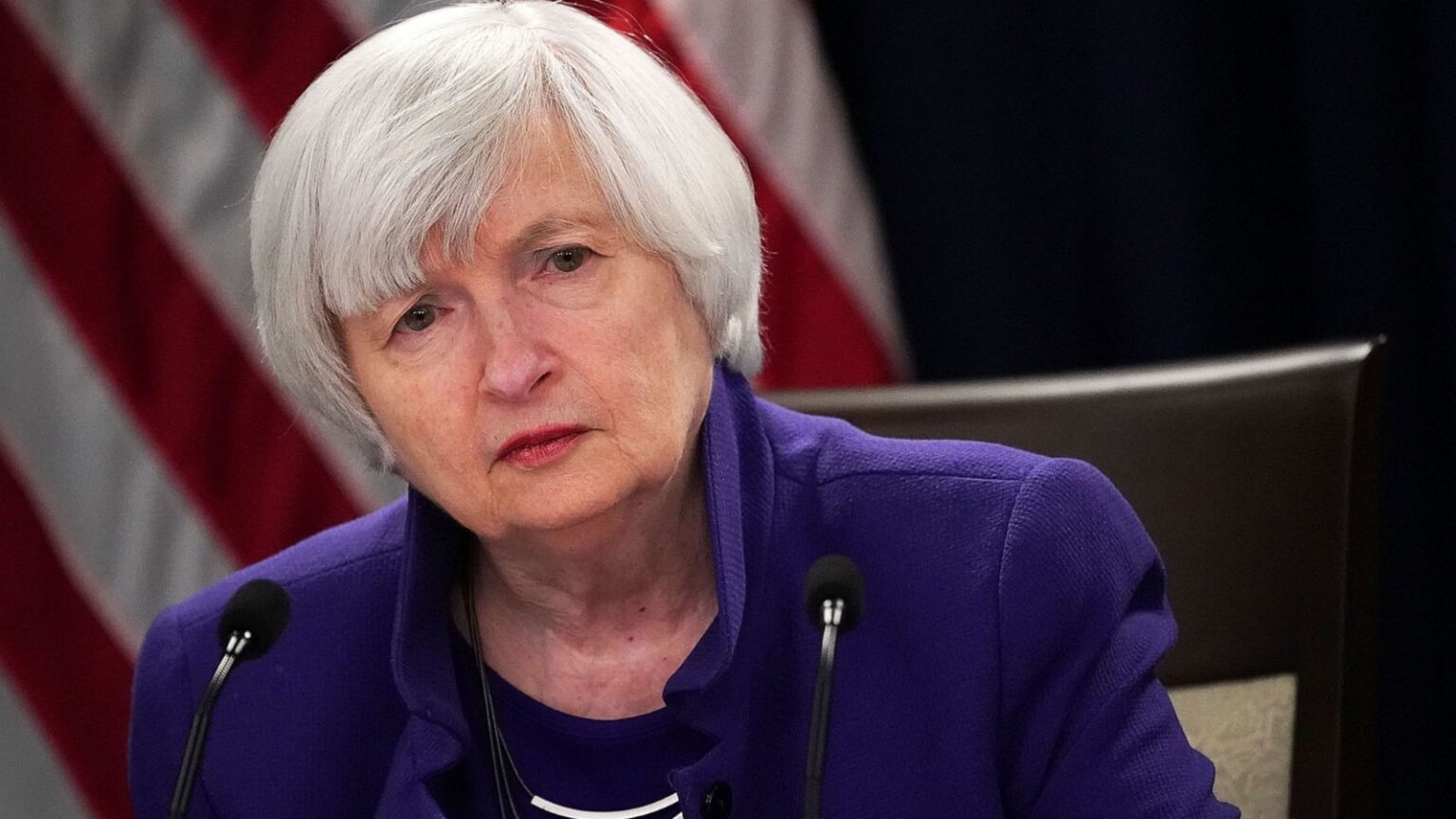 Yellen Net Worth, Age, Height, Weight, Early Life, Career, Bio