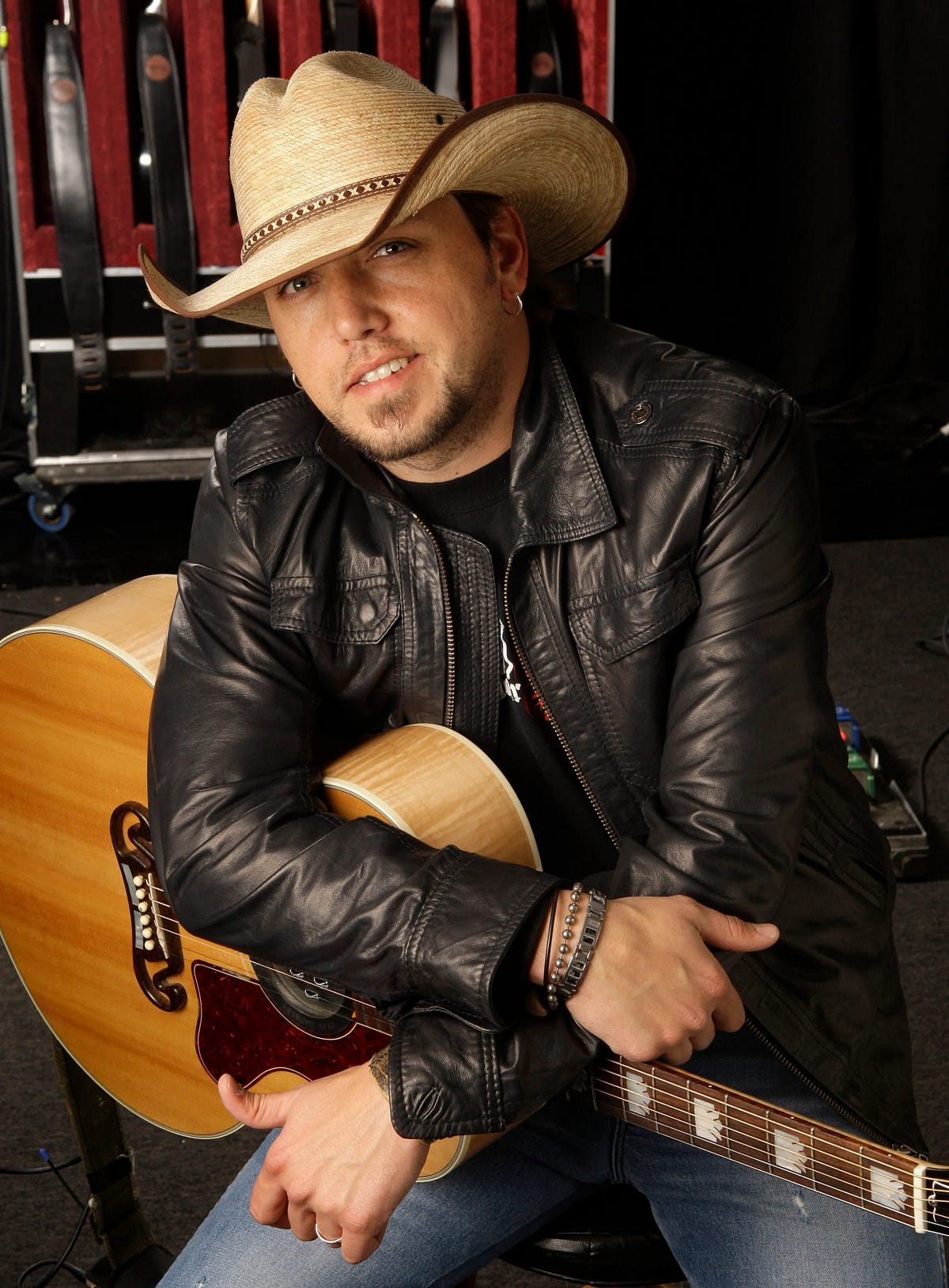 Jason Aldean Net Worth, Wife, Career, Parents, Age, Height Ellina fox