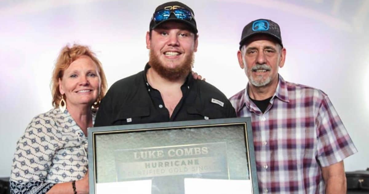 Luke Combs Admits Some Of His Best Qualities Come From His "Superhero