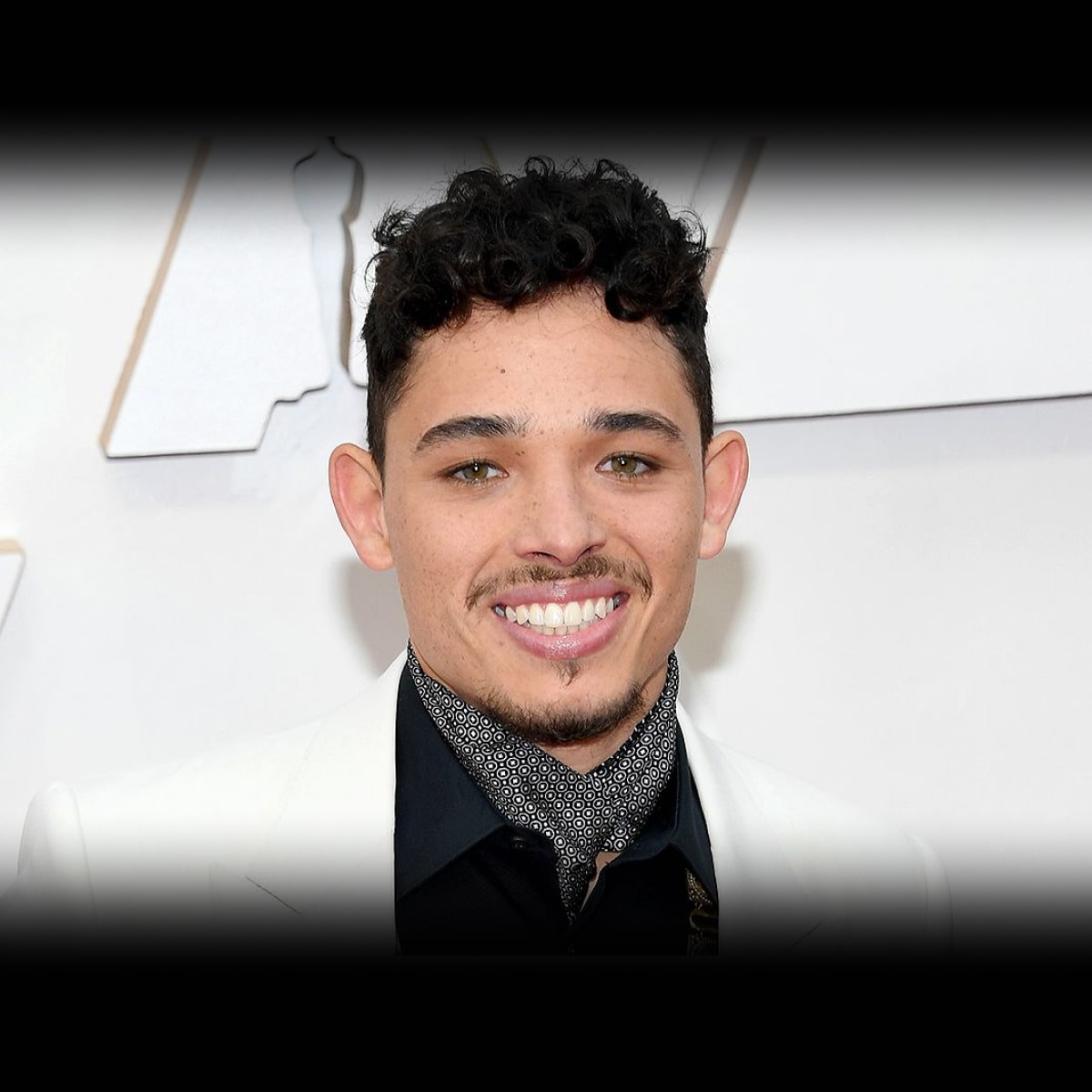 Anthony Ramos Age, Bio, Birthday, Family, Net Worth National Today