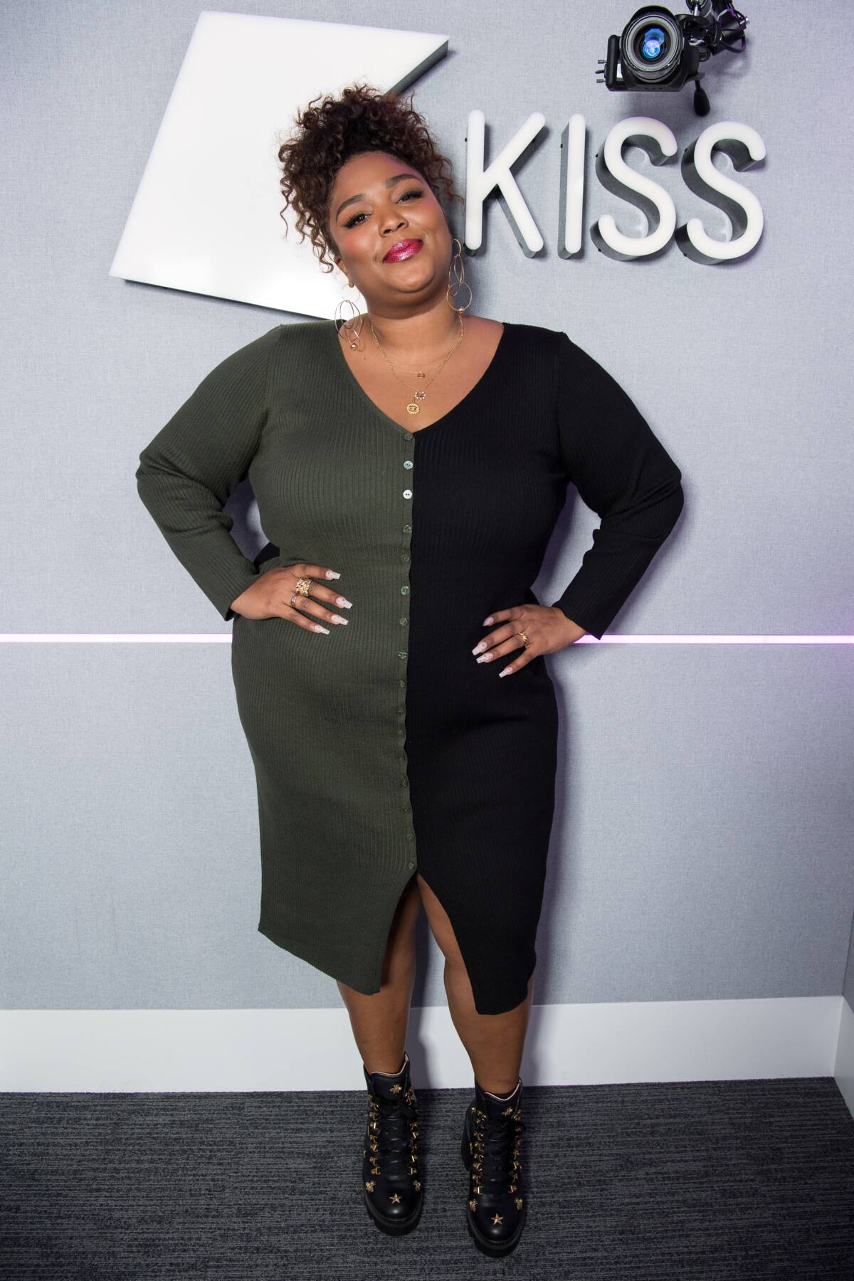 Lizzo outfit ideas 30 bold and inspiring styles that will look good on