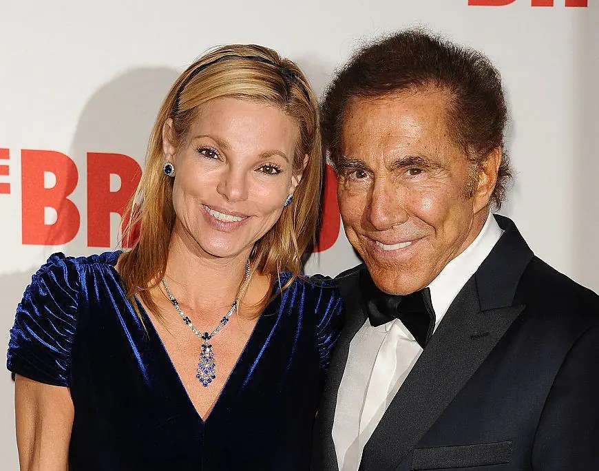 Who is the wife of Steve Wynn Andrea Hissom? Biography of the British