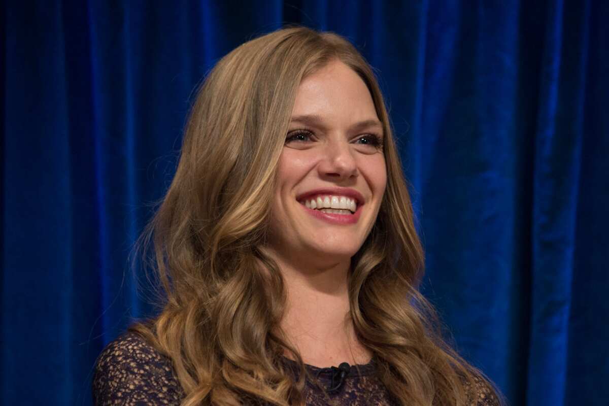 Tracy Spiridakos: Unveiling Her Marital Status | SyncDash