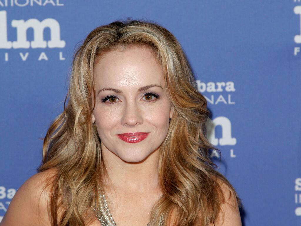 Kelly Stables Height, measurements, net worth, movies, and TV shows