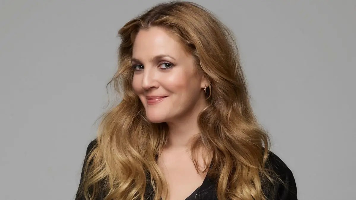 Drew Barrymore Husband, Kids, Divorce, Mother, Parents, Feet, Height