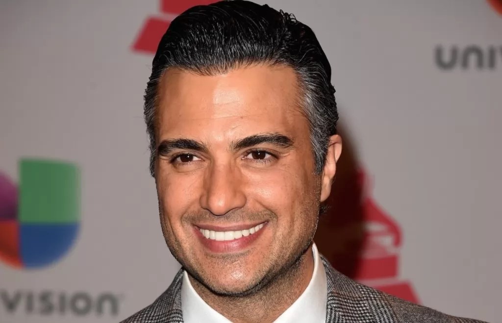 Jaime Camil Bio, Wife, Children, Siblings, Family, Net Worth, Height