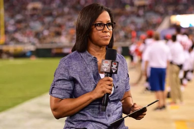 Lisa Salters Bio Does She Have A Husband? Body Measurements, Gay