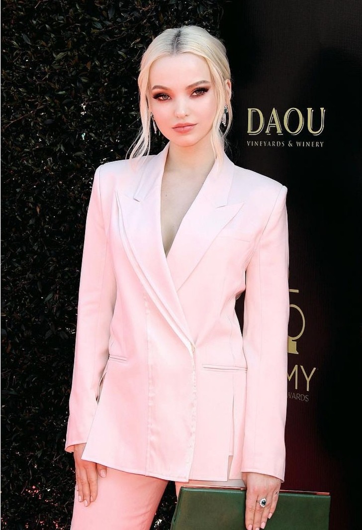 Dove Cameron Net Worth 2023 Salary, Car, Career, Bio Net