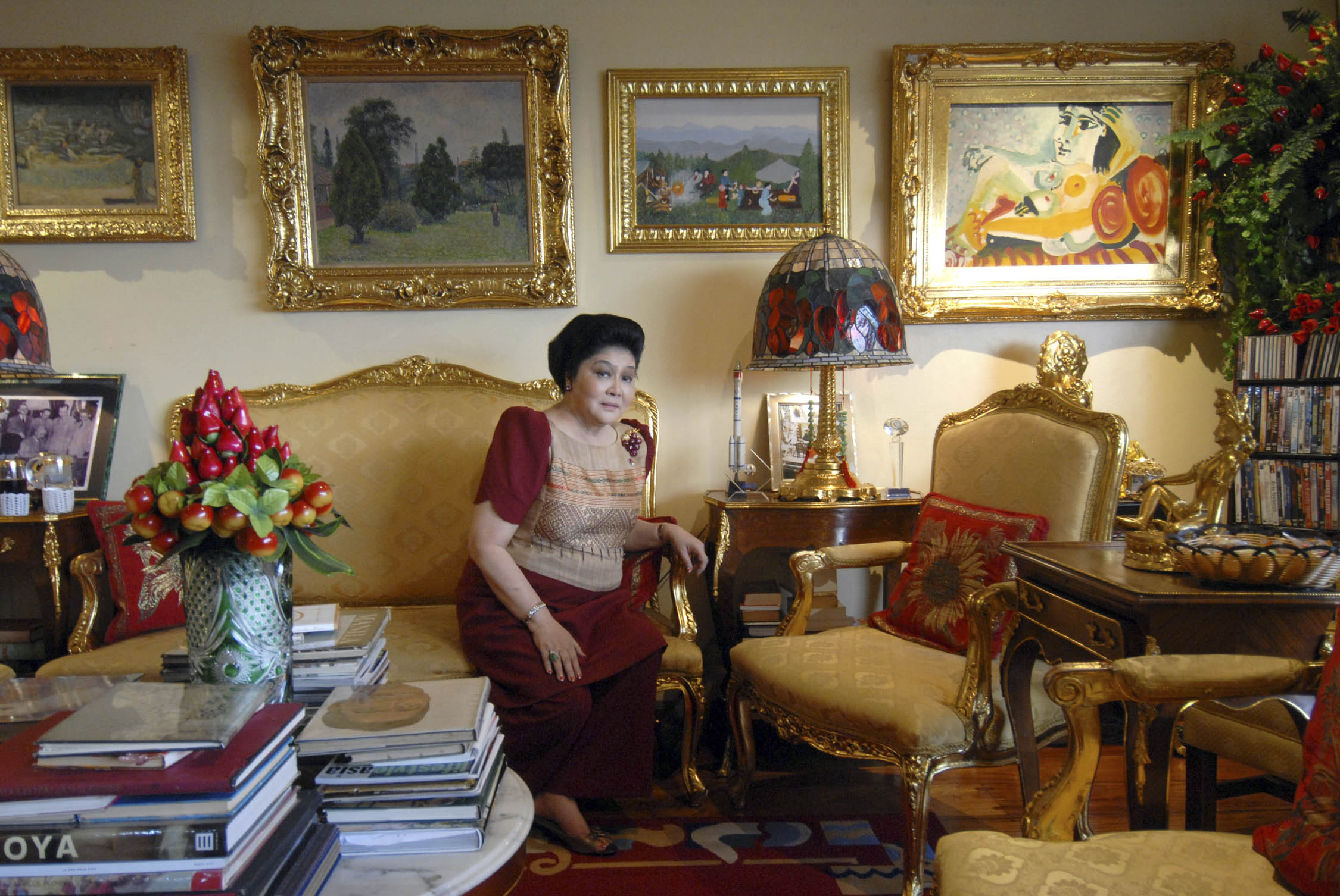 Imelda asked to yield 896 ‘illgotten’ artworks‍‍‍‍ Inquirer News