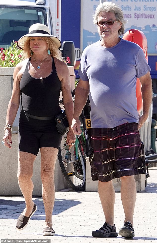 Goldie Hawn Y Kurt Russell Mantienen Las Cosas Informales Mientras Salen Juntos En St Tropez