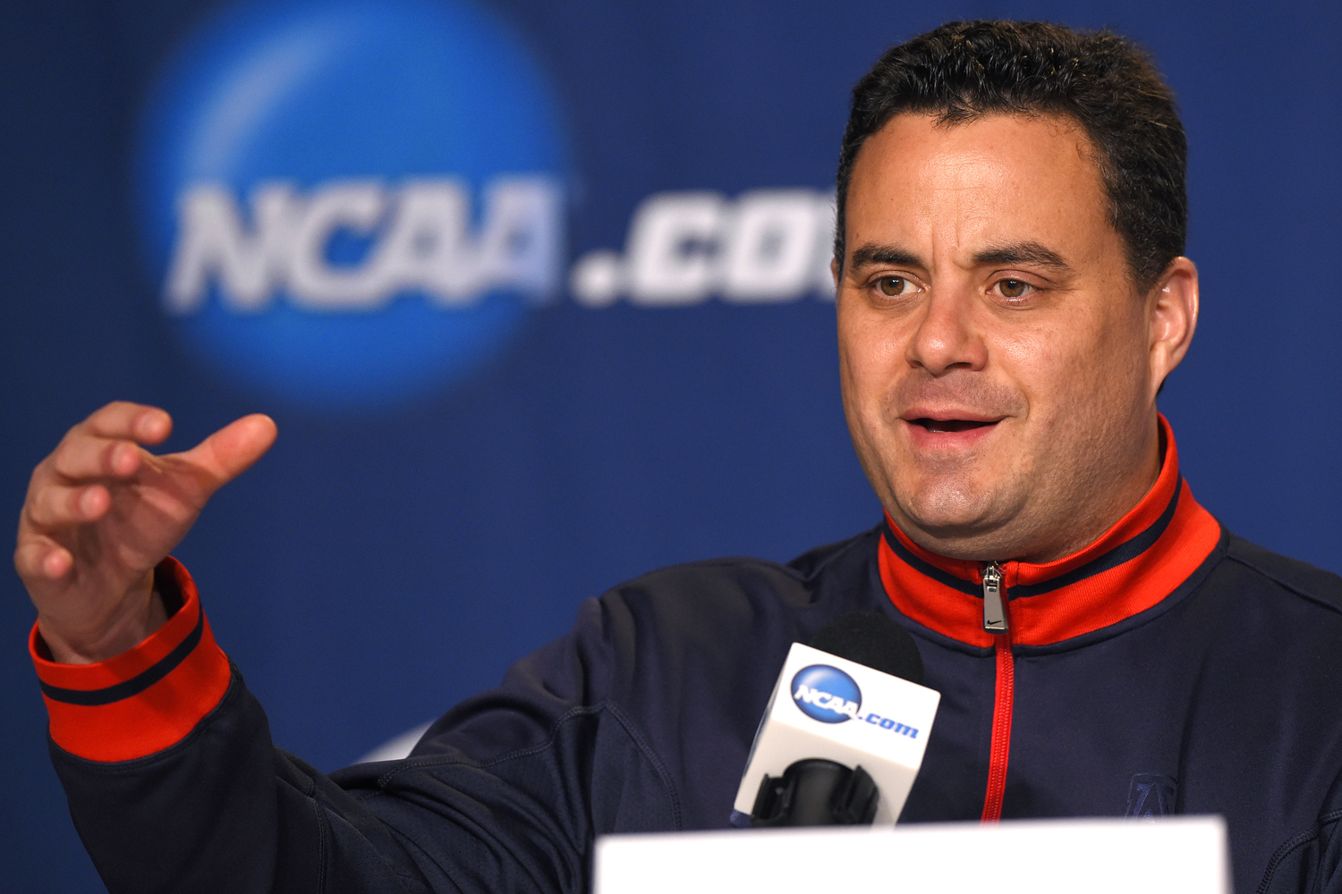 For Arizona’s Sean Miller, success a tribute to family