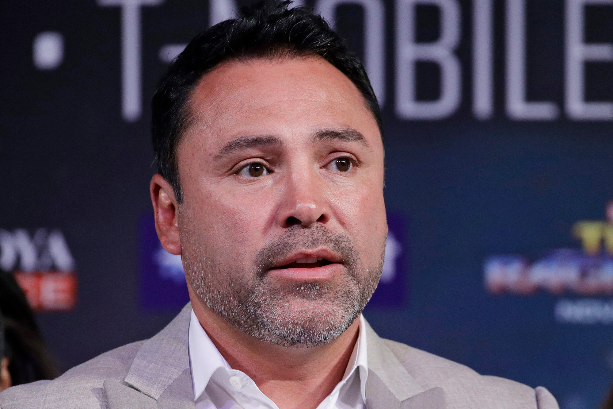 Oscar De La Hoya denies sexual assault accusation