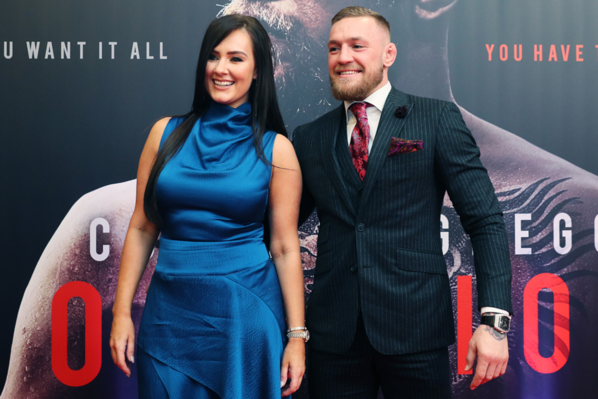 Conor McGregor kisses girlfriend Dee Devlin after UFC 246 win