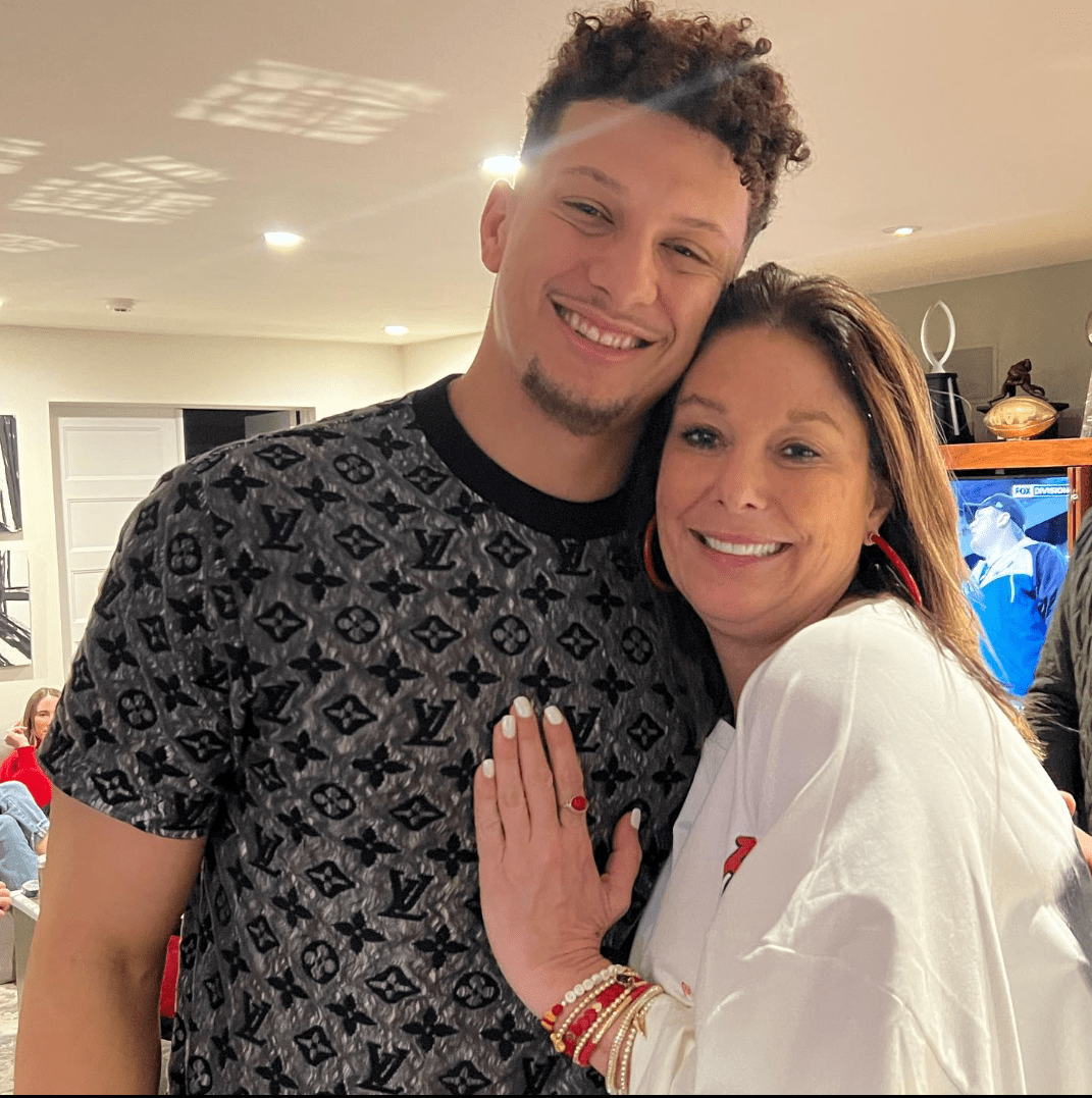 Who is Patrick Mahomes' mom, Randi Martin?