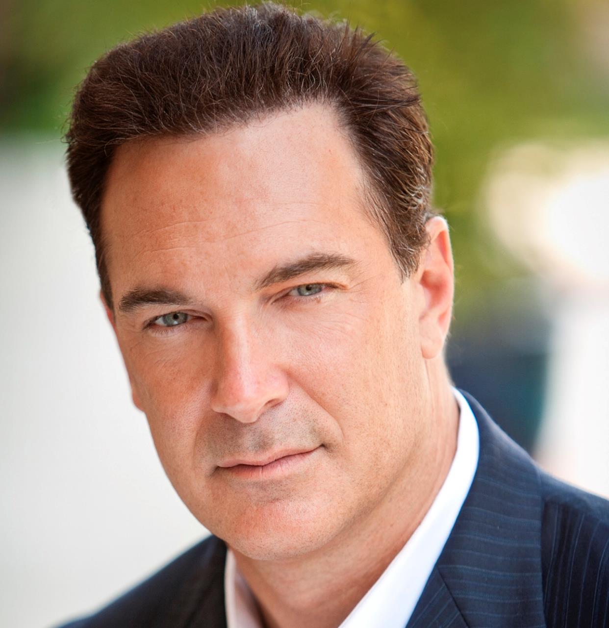 Patrick Warburton Comes Home to OC to Read Letters from a Nut at Irvine