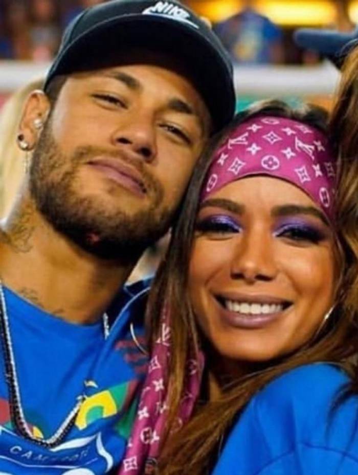 Veja o beijo de Anitta e Neymar O Dia Leo Dias