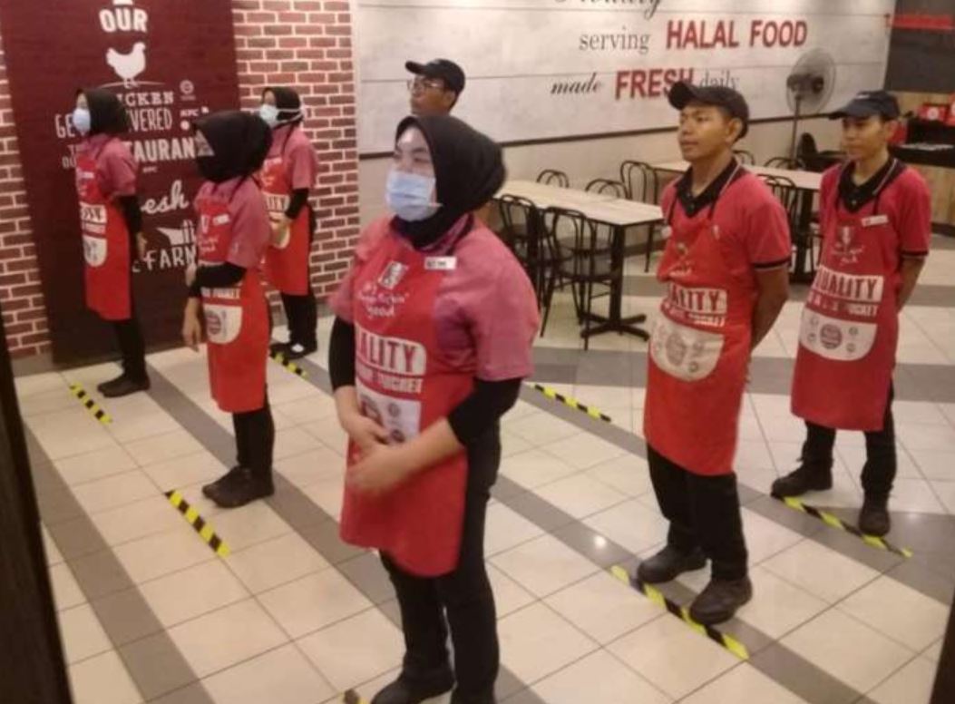 Jarak Sosial Kfc Covid