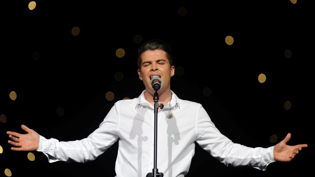 Joe McElderry Partner The Singer Will Soon Pay Tribute To An Absolute