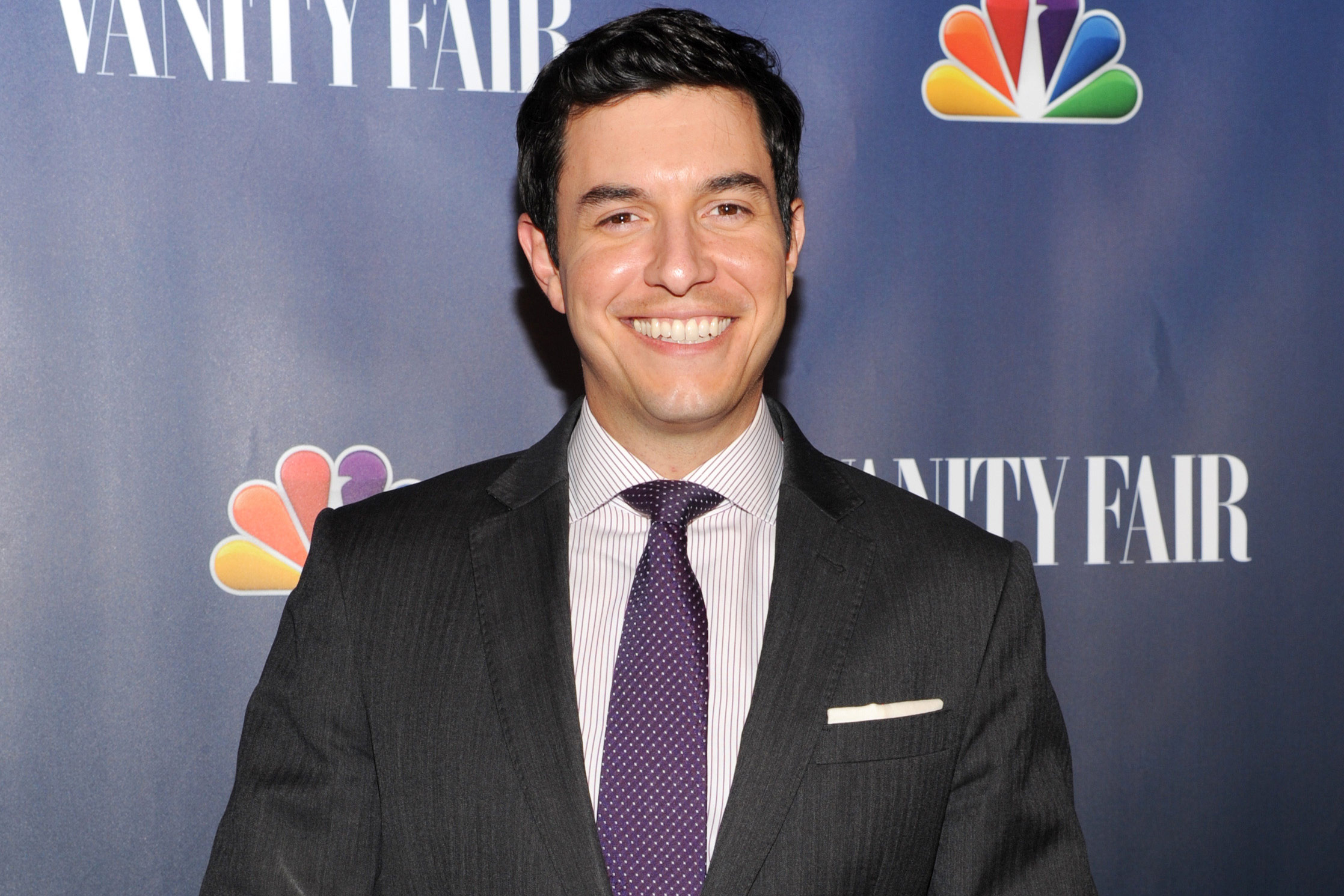 ABC anchor Tom Llamas jumps to rival NBC