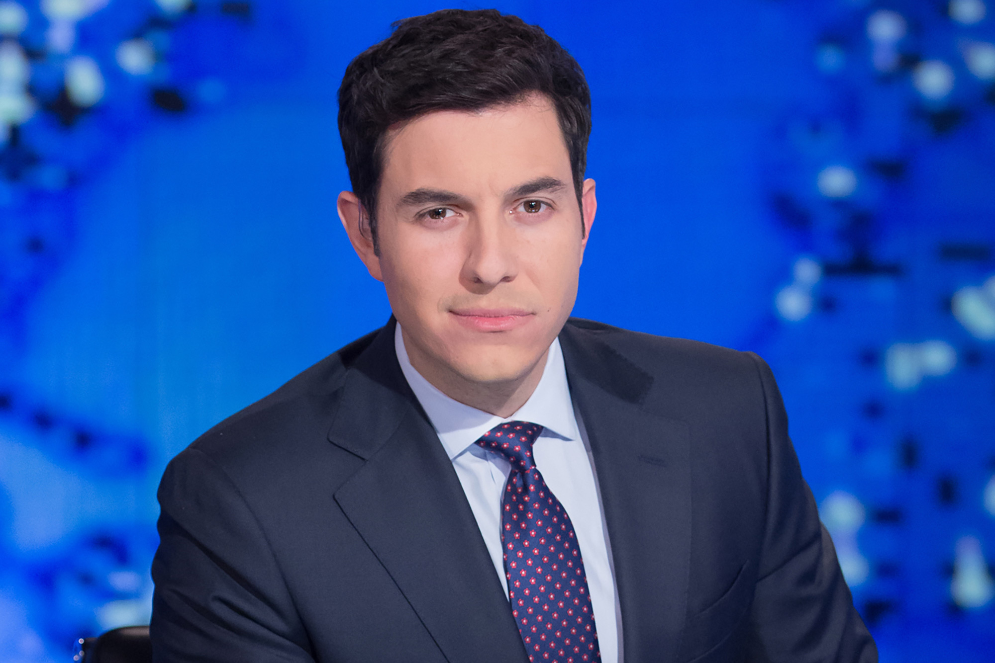 ABC anchor Tom Llamas jumps to rival NBC