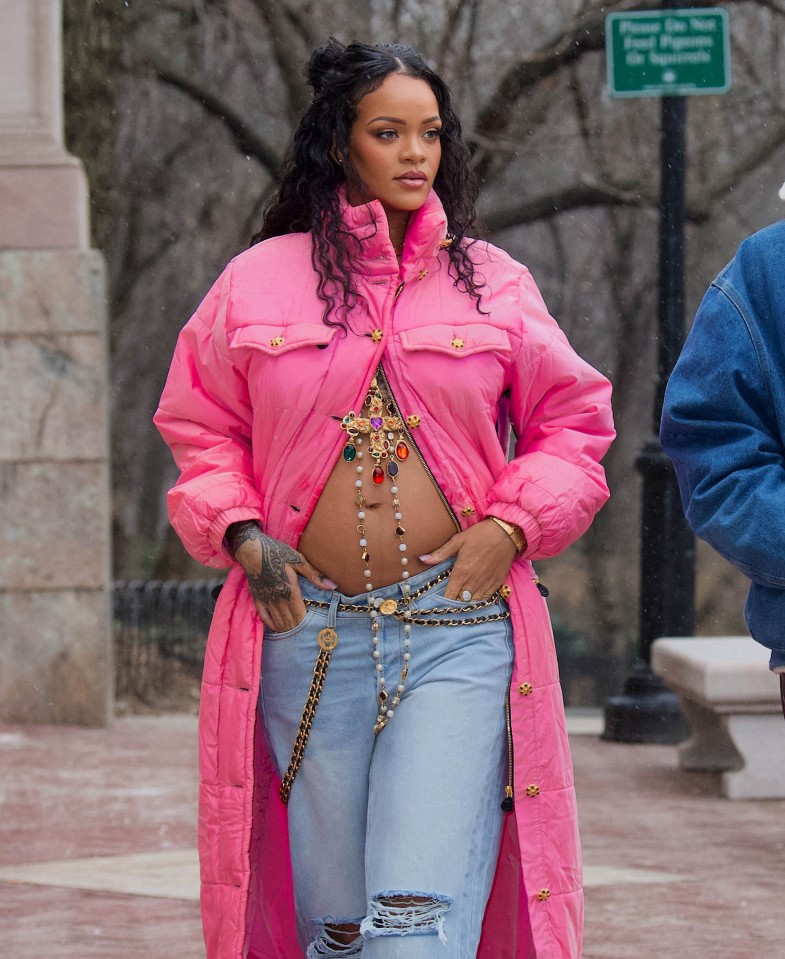 Pregnant Rihanna drapes her baby bump in designer vintage