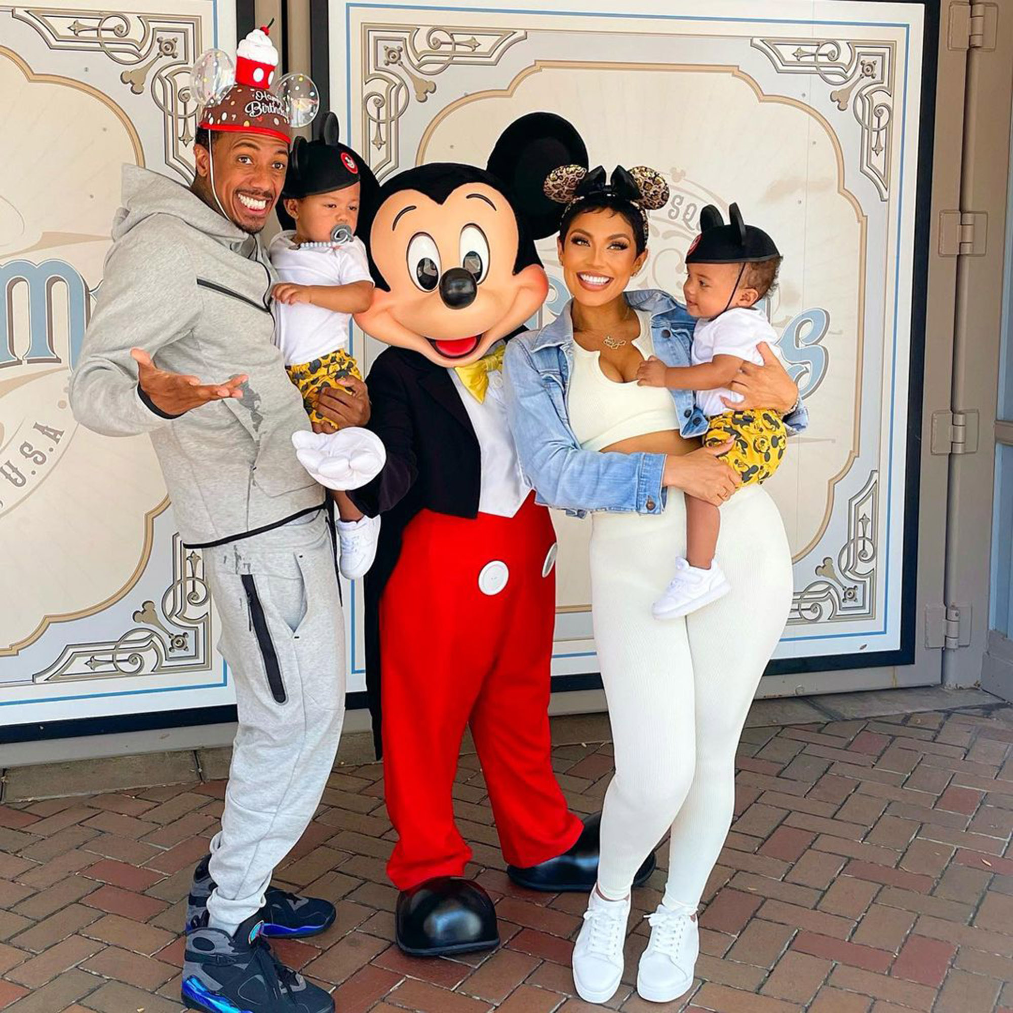 Nick Cannon and Abby De La Rosa celebrate twins’ 1st birthday at