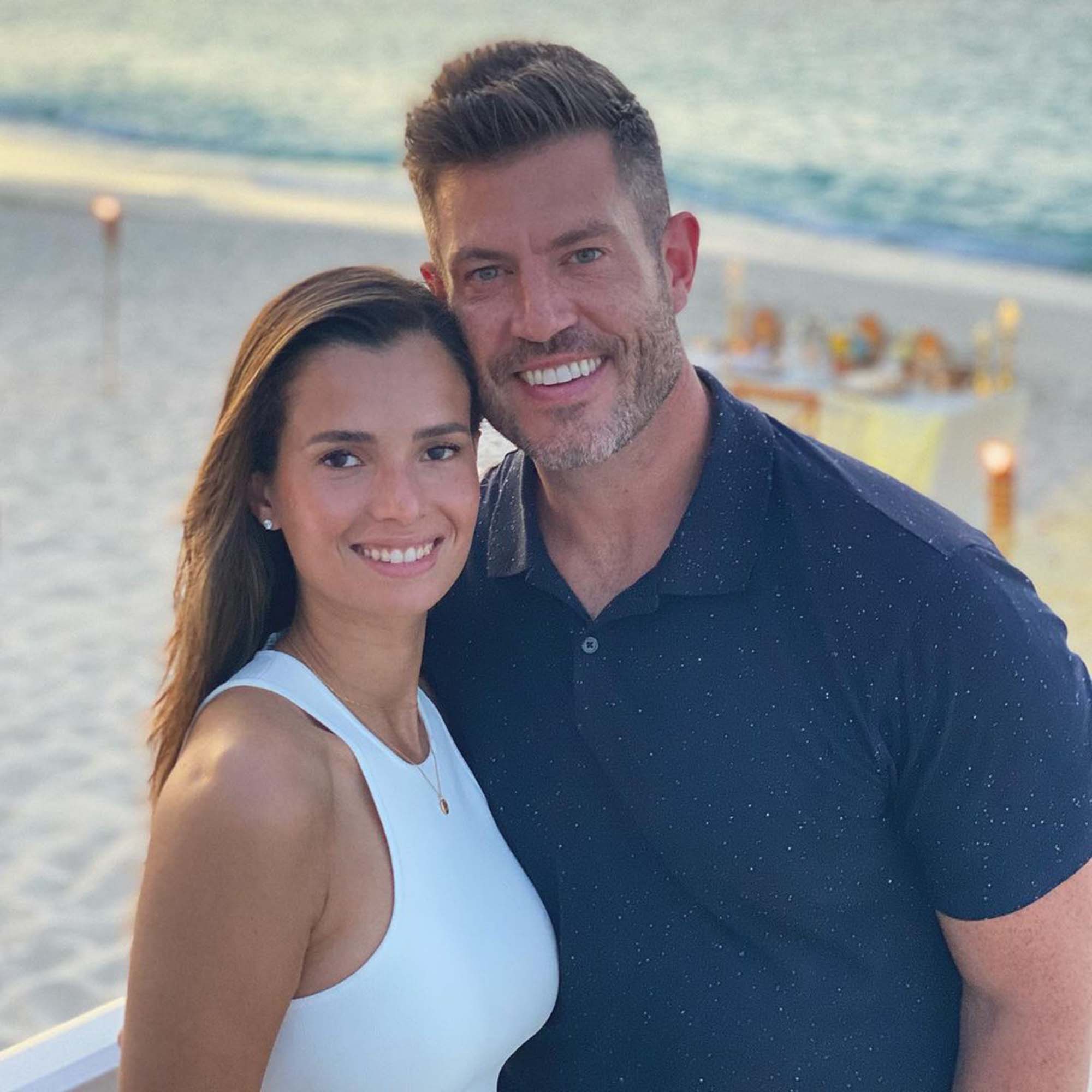 'Bachelor' host Jesse Palmer, wife have second wedding in France