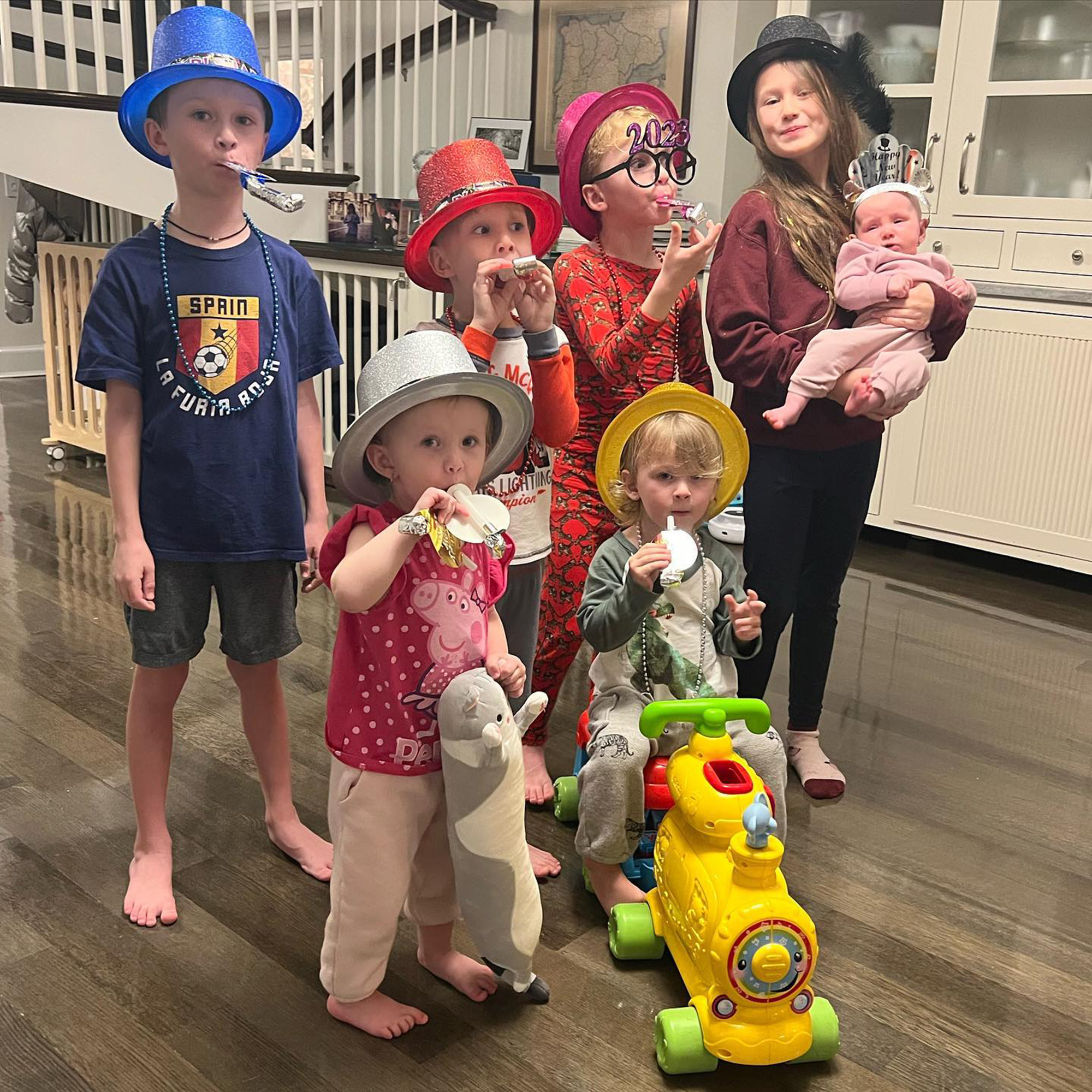 Alec and Hilaria Baldwin’s kids Meet their 8 children