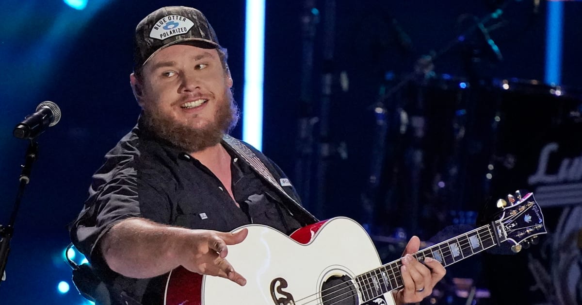Luke Combs Net Worth (2024) From Country Music, The Voice, Tour, More