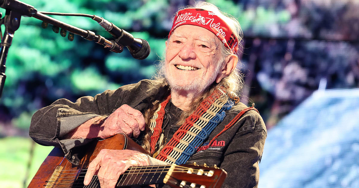 Willie Nelson Net Worth (2023) From "Crazy," "Family Bible," Skechers